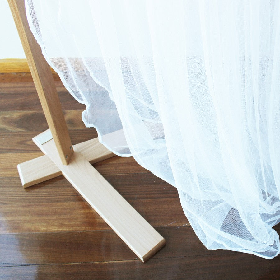 Mosquito net with clearance stand for cot